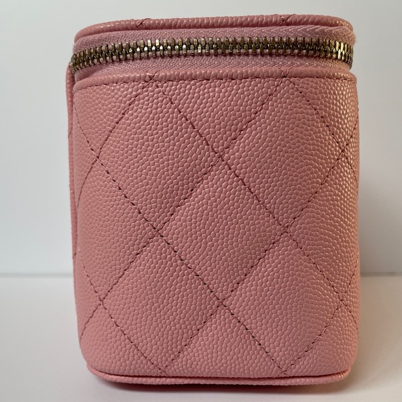 🆕 Chanel Rectangular Vanity 22C Sakura Pink Caviar with Gold Hardware - Picture 4 of 10